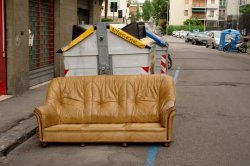 Finding Furniture on the Street - Home Wizards